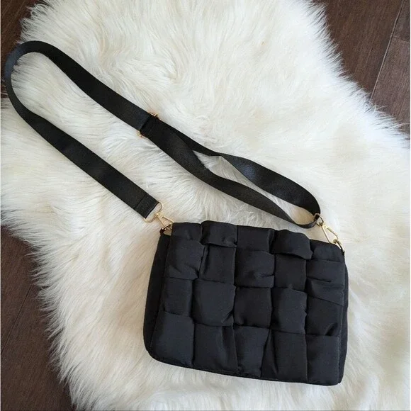 Urban Fit by Urban Expressions Rhodes Crossbody woven nylon purse bag - Picture 6 of 12